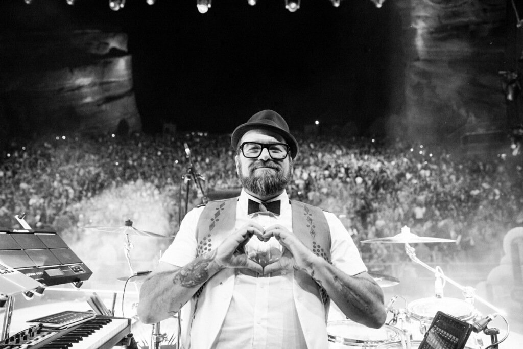 sidecar-tommy Sidecar Tommy of Beats Antique at Red Rocks